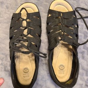 Earth Spirit sandals 7W